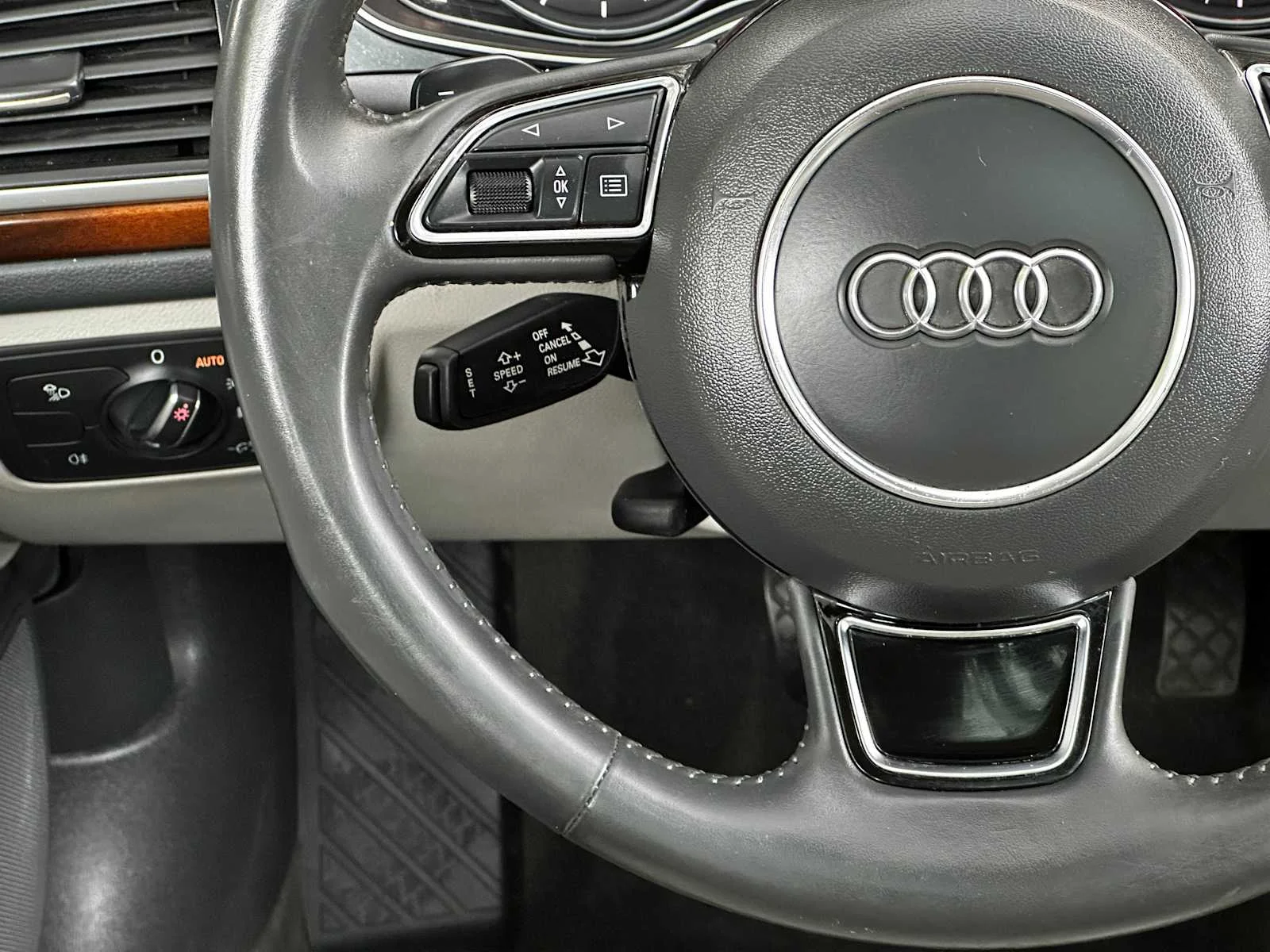Used 2018  Audi Premium image 20