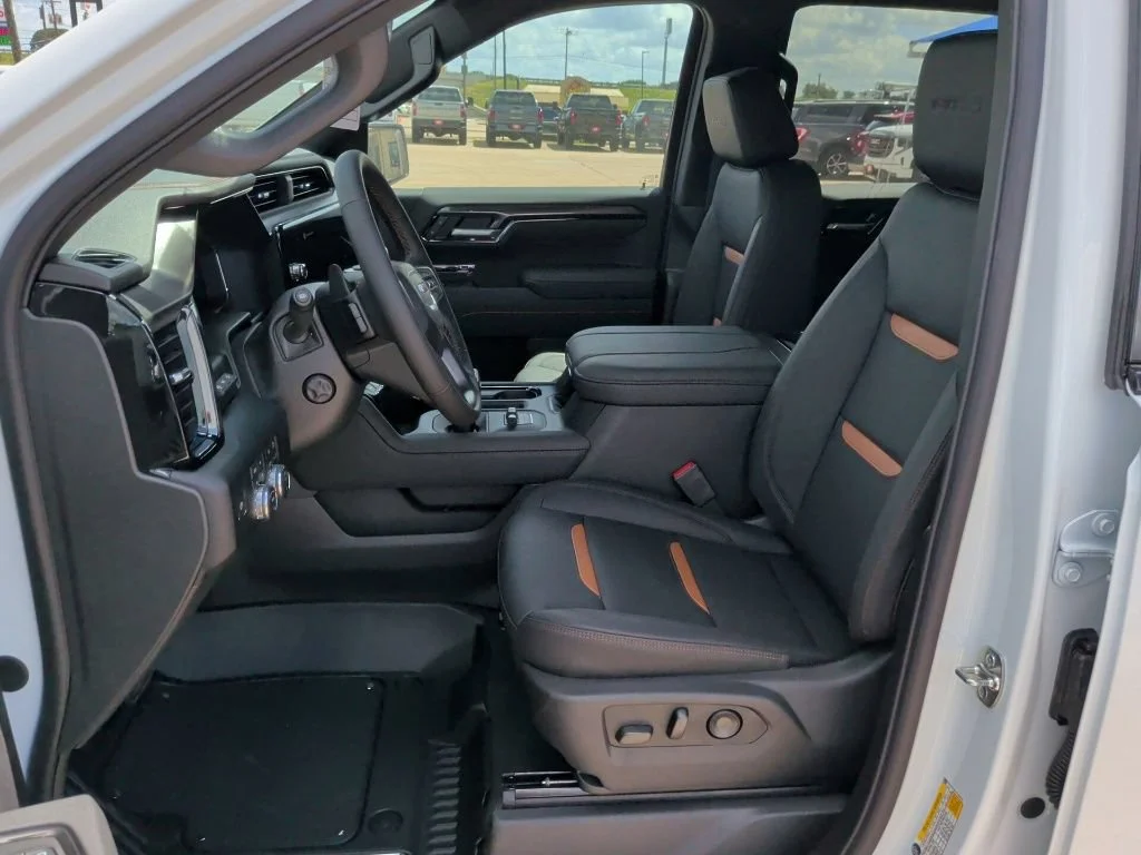 2026 GMC Sierra 1500 AT4 - Photo 13
