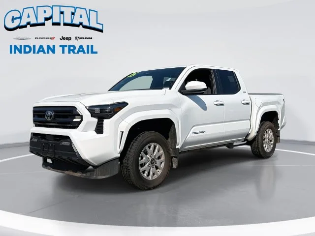Used 2025 White Toyota SR5 image 1