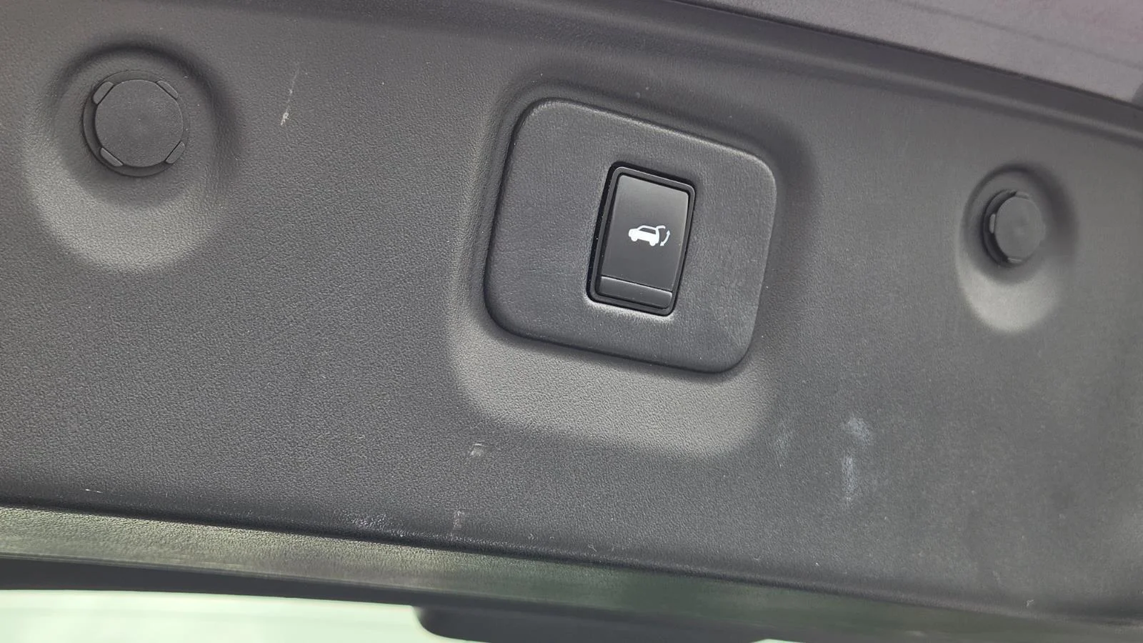 Used 2018 Gun Metallic Nissan Platinum image 64
