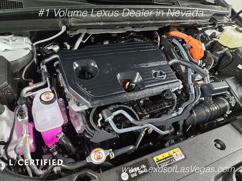 Certified Used 2026 White Pearl Lexus PREMIUM PLUS image 28