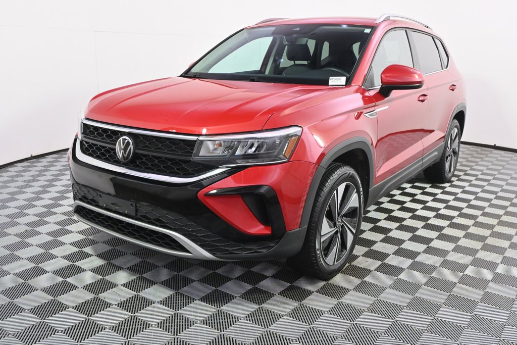 2024 Volkswagen Taos SE