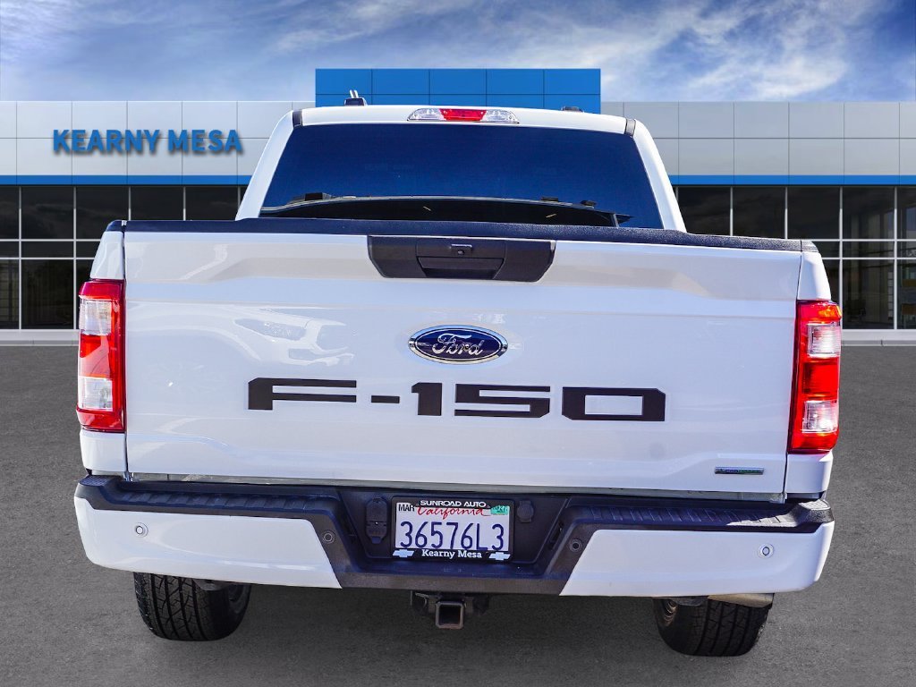 Used 2022 White Ford XL image 5