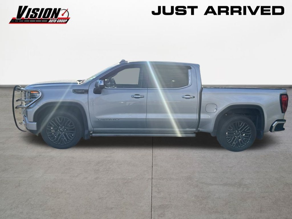 Used 2022 Silver GMC Denali Ultimate image 2