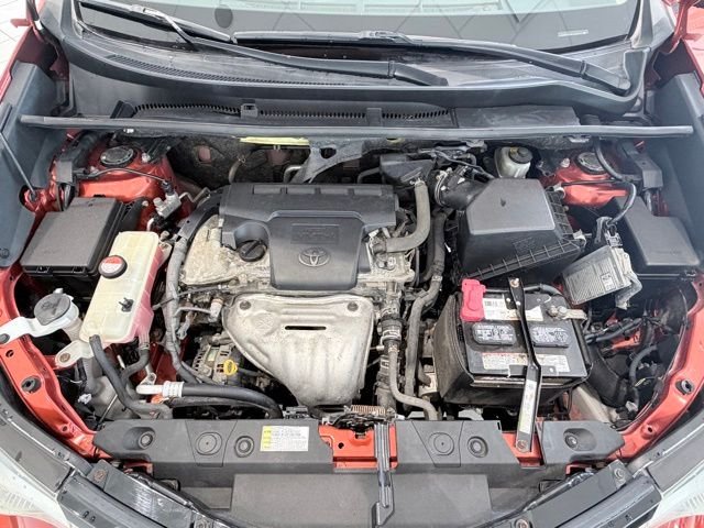 Used 2016 Red Toyota XLE image 25