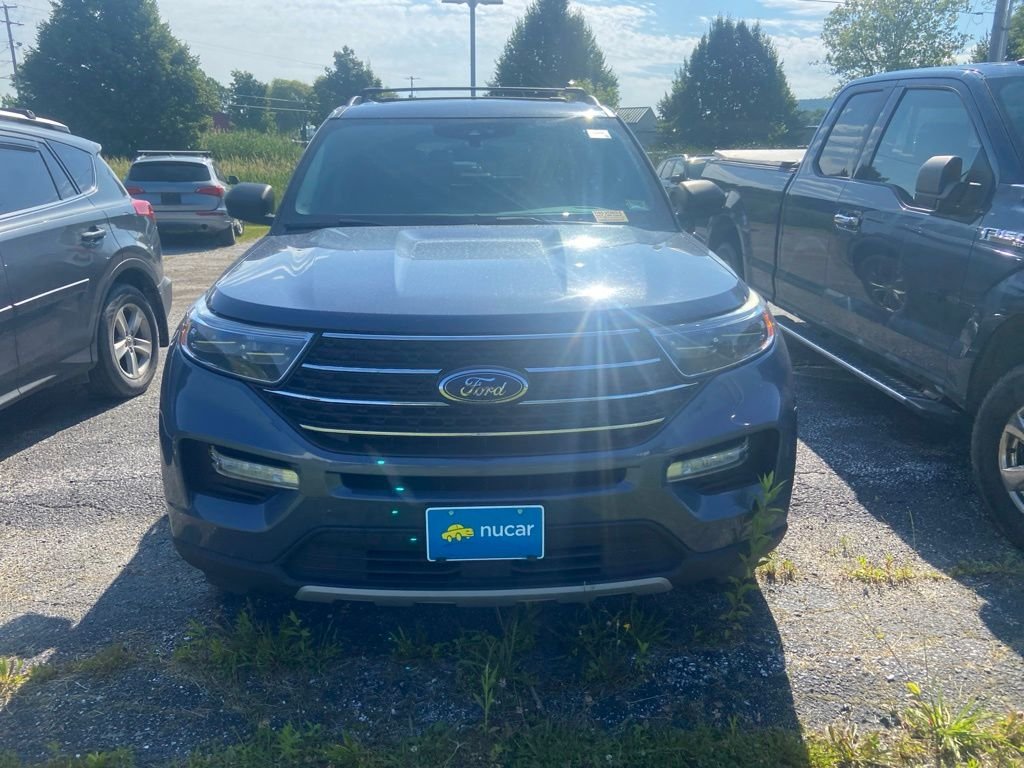 Used 2021 Blue Metallic Ford XLT image 2