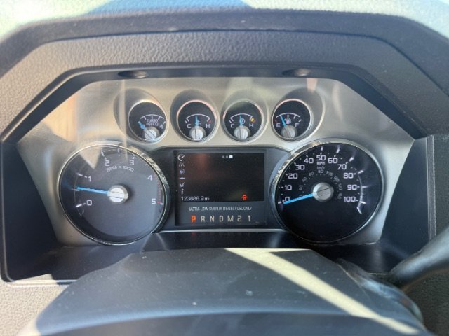 Used 2016 Black Ford Lariat image 24