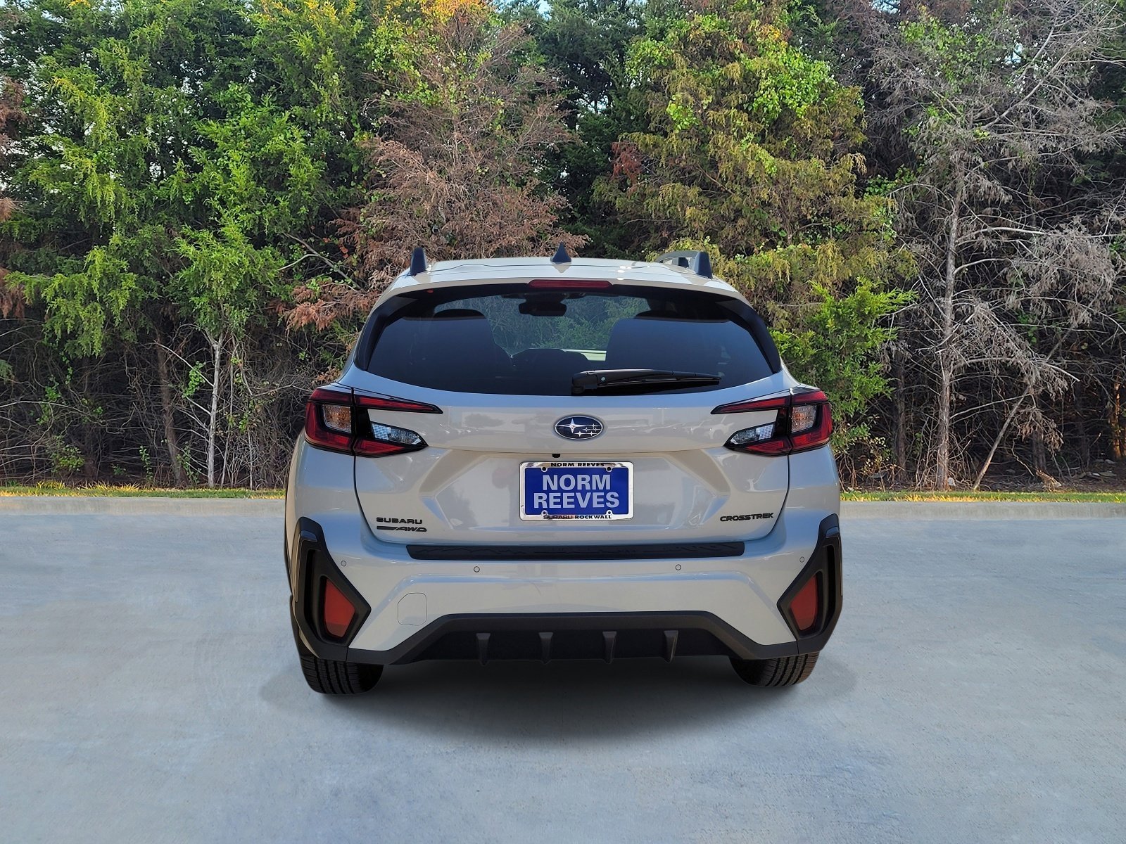 New 2026 CRYSTAL WHITE PEARL Subaru Limited image 17
