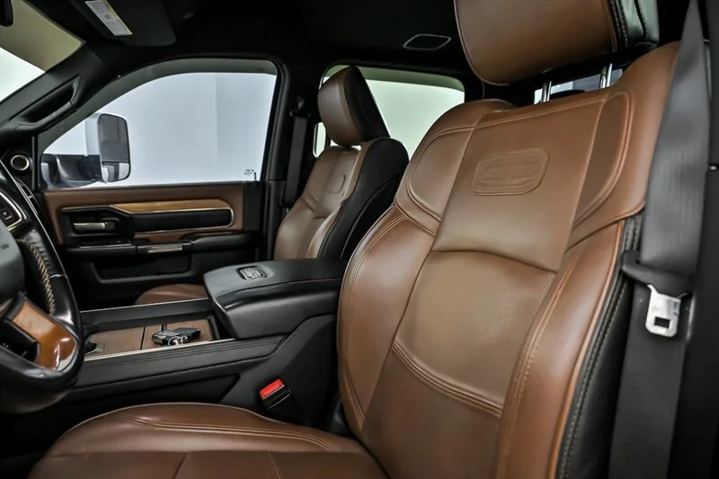 2022 RAM Ram 3500 Pickup Longhorn - Photo 17
