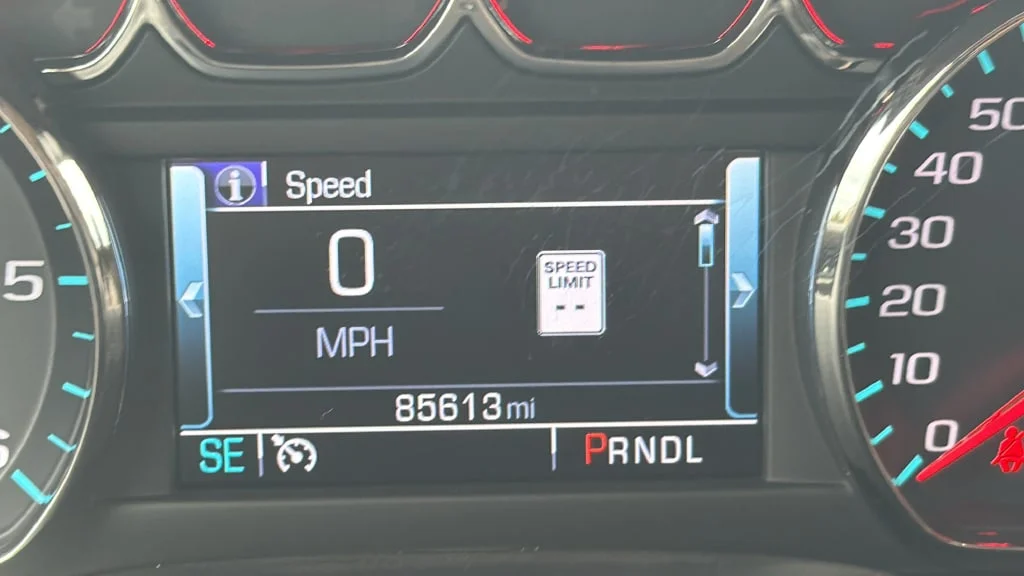 Used 2019 Summit White GMC SLT image 29