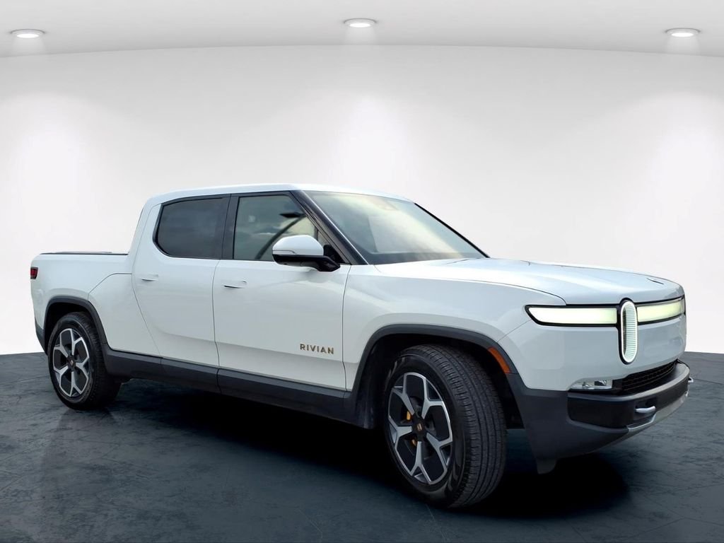 Used 2022 White Rivian Adventure image 4