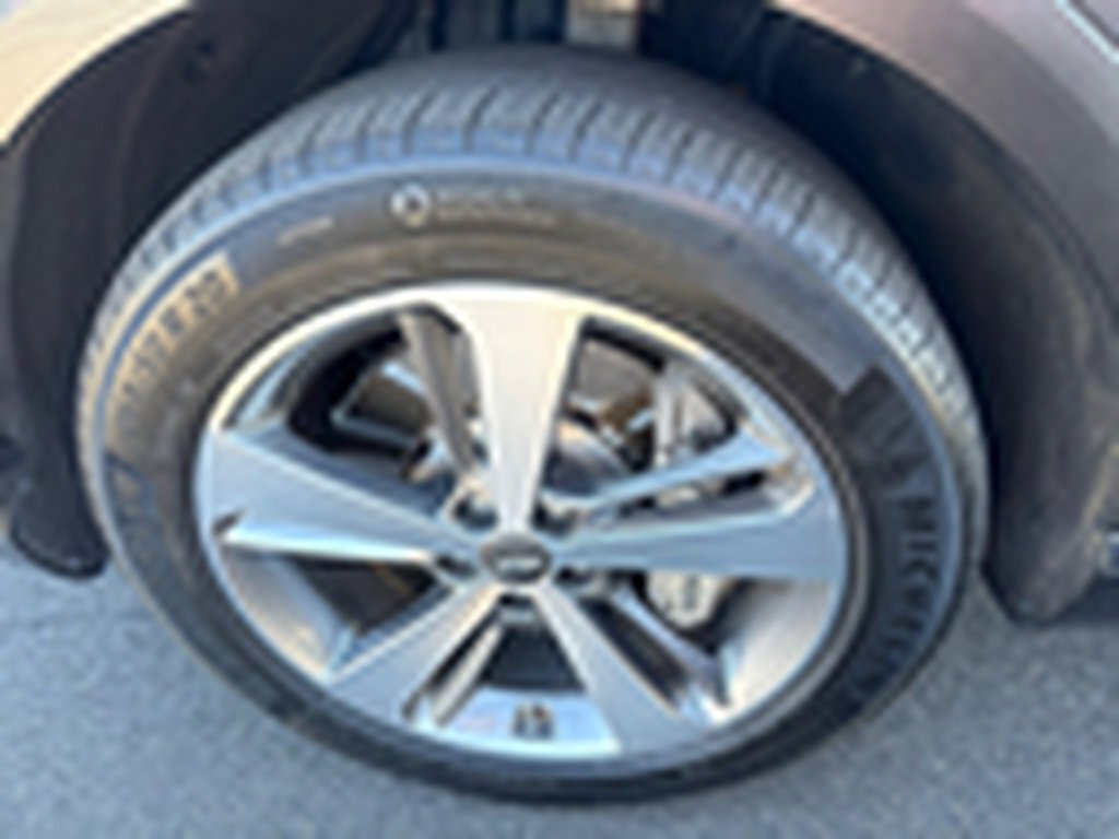 Used 2021 HIMALAYAN GRAY Genesis 3.5T Advanced image 41