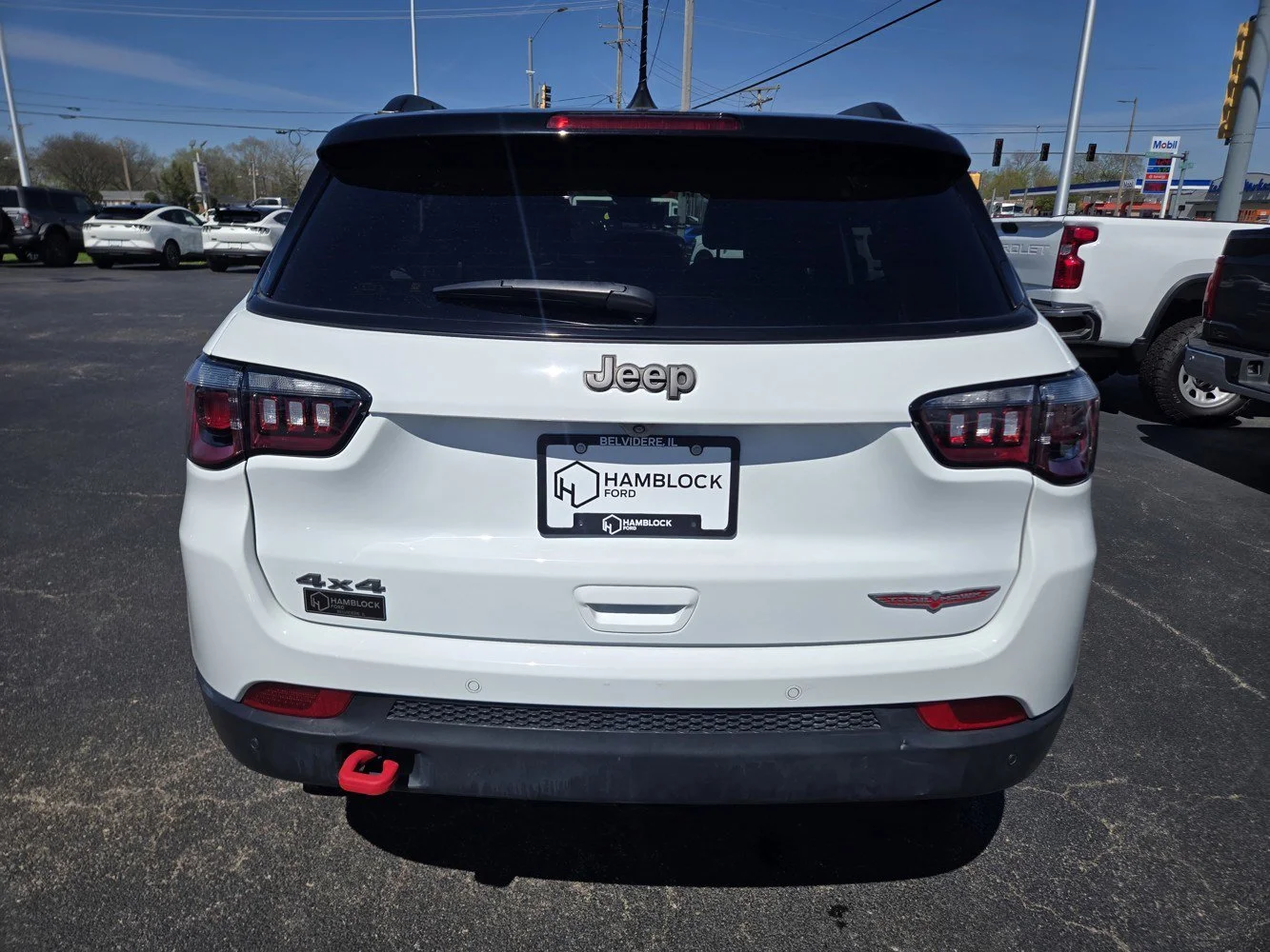 Used 2025 Bright White Clearcoat Jeep Trailhawk image 6
