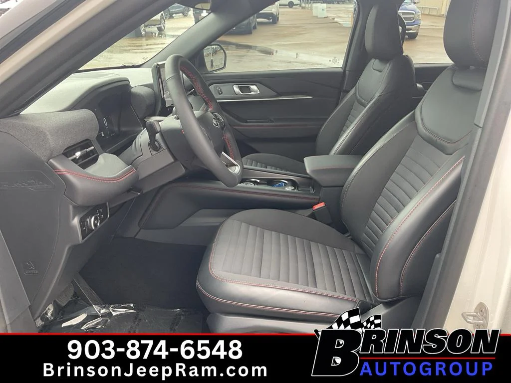 Used 2026 STAR WHITE MET TRI-COAT Ford ST-Line image 30