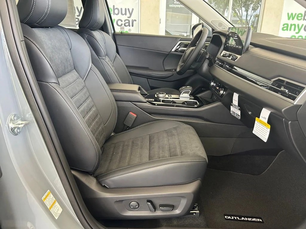 New 2026 Gray Mitsubishi SE S-AWC image 22