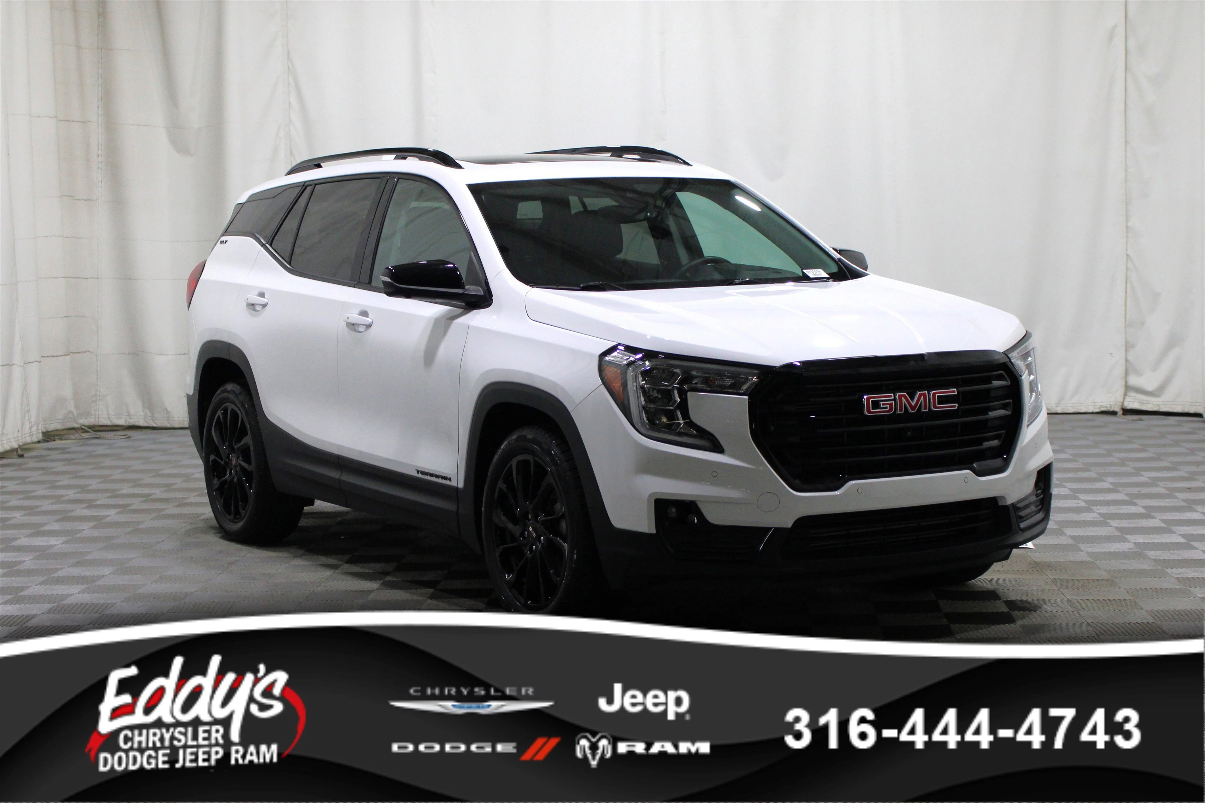 2024 GMC Terrain SLT FWD's photo
