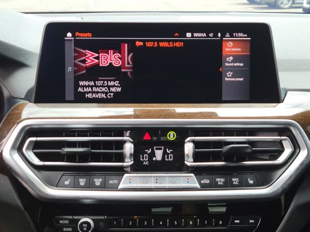 Used 2024 Gray BMW xDrive30i image 23