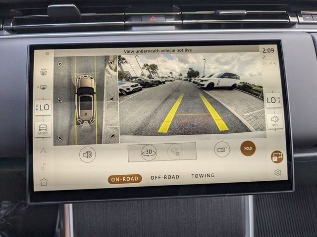 New 2026 Fuji White Land Rover SE image 27
