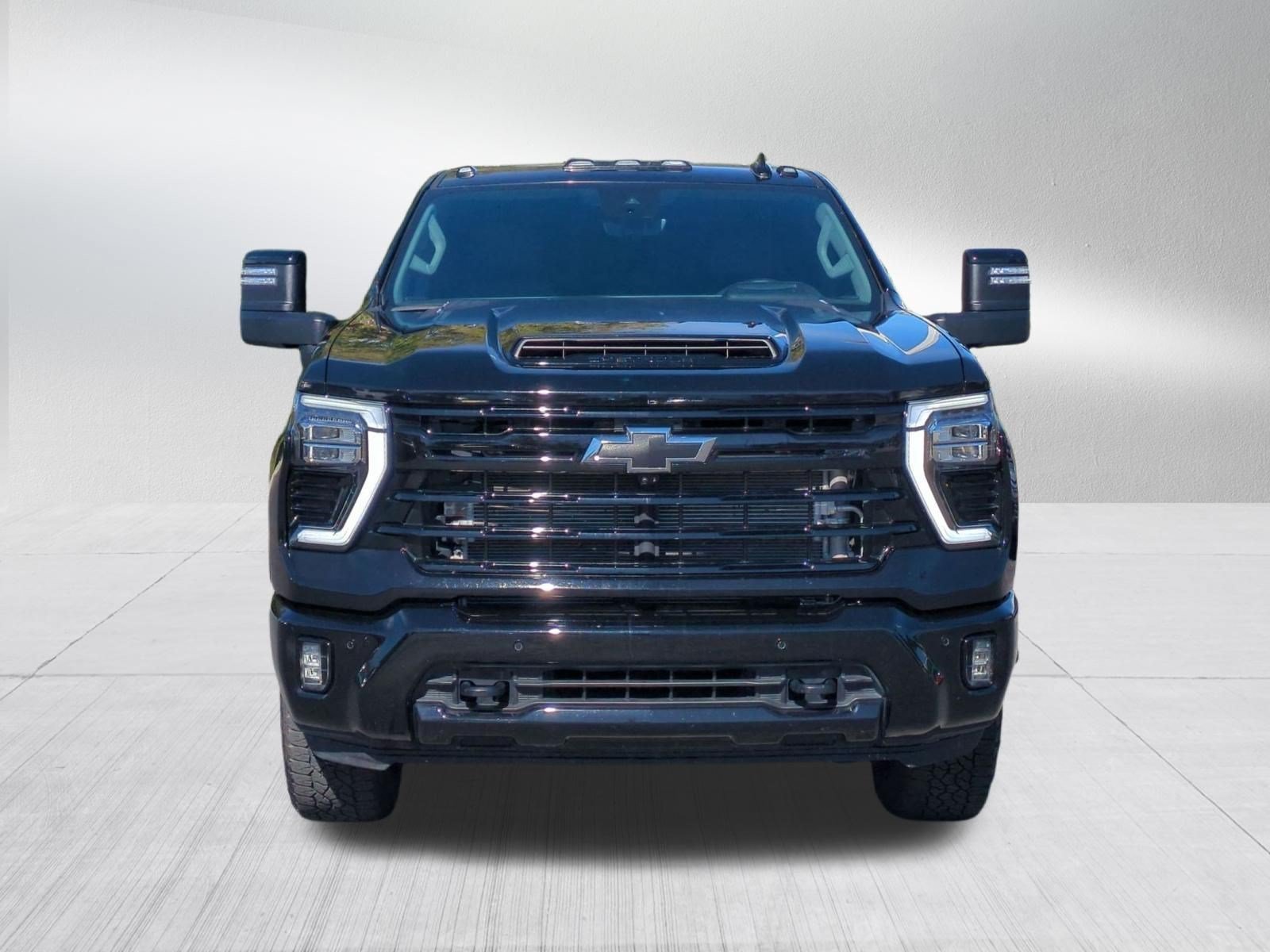 2024 Chevrolet Silverado 3500HD LTZ - Photo 8