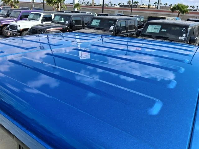 New 2026 Hydro Blue Pearl-Coat Exterior Paint Jeep Sahara image 10