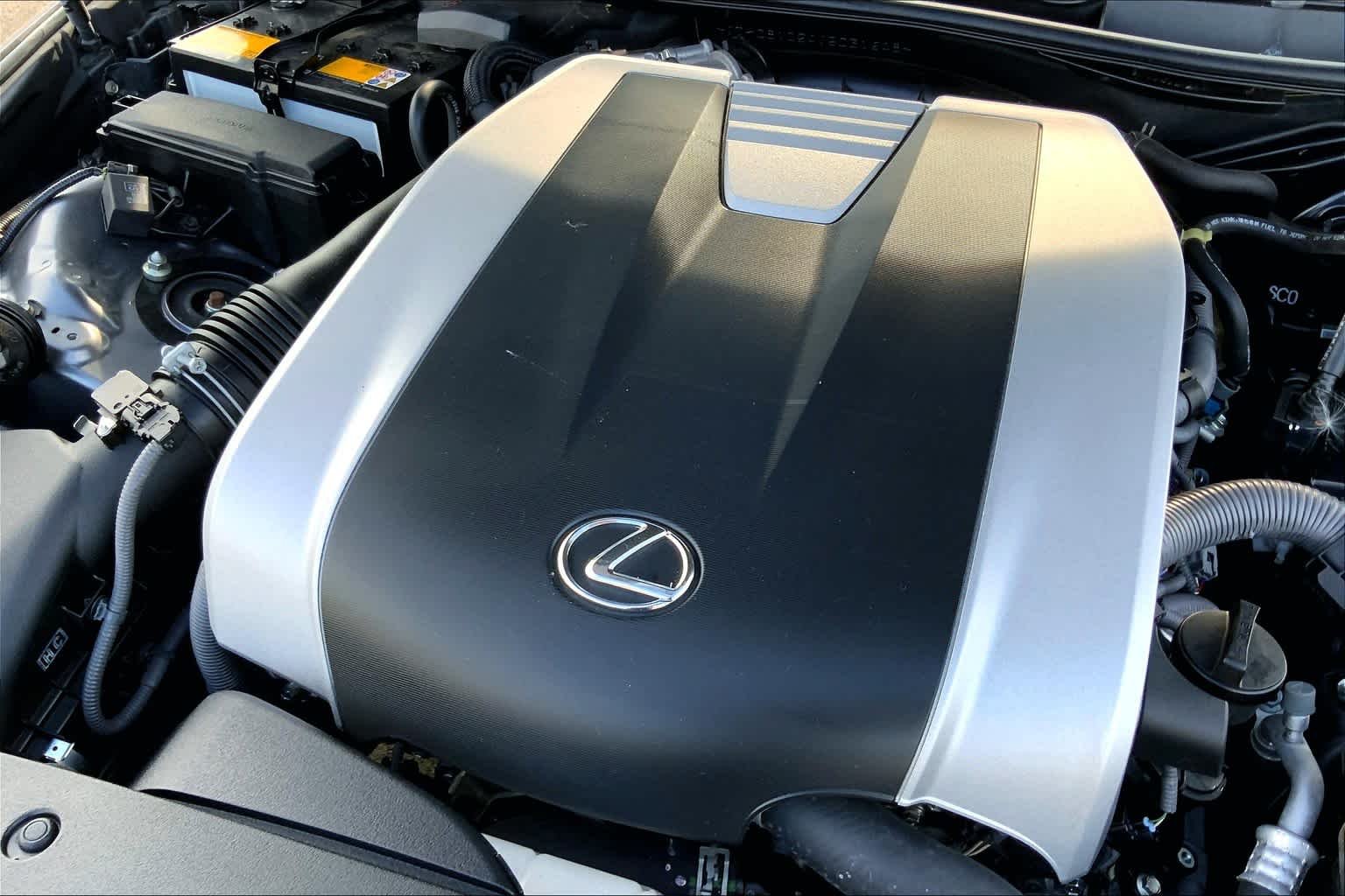 Used 2018 Nebula Gray Pearl Lexus  image 32