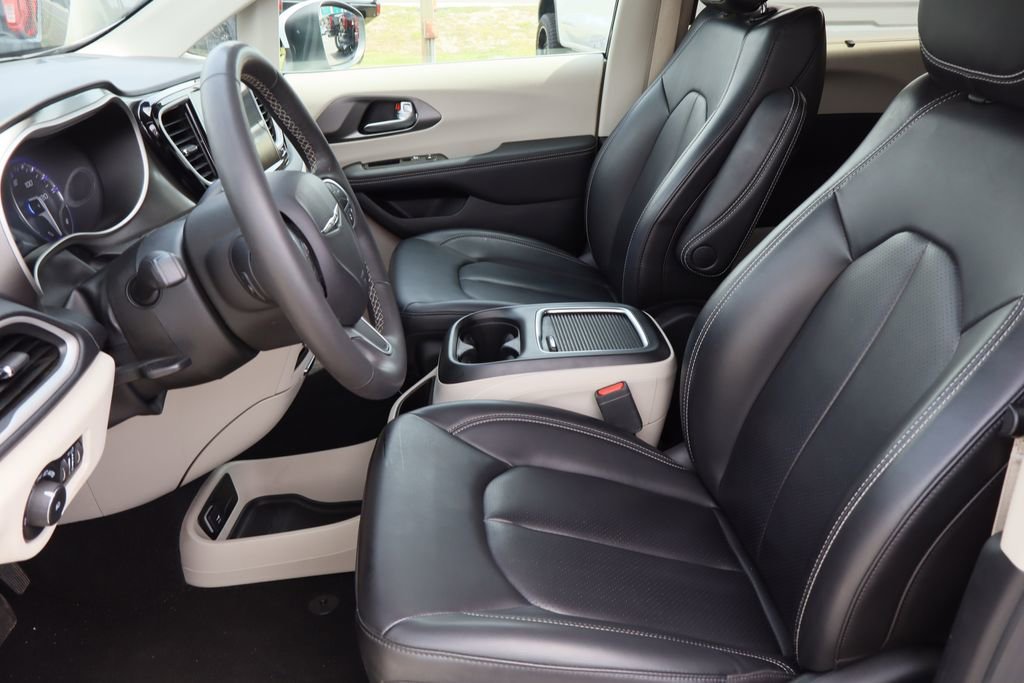 2023 Chrysler Pacifica Touring L - Photo 21