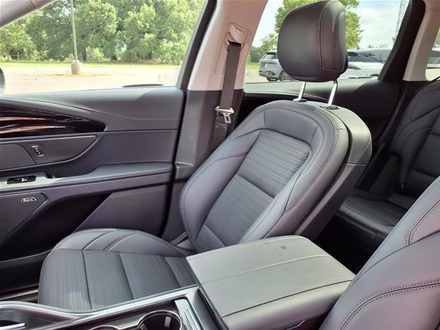 New 2026 Infinite Black Metallic Clearcoat Lincoln Reserve image 20