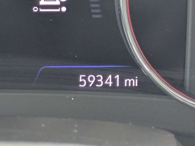 Used 2024 White Chevrolet LT image 30