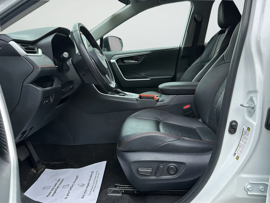 Used 2024 White Toyota Adventure image 10