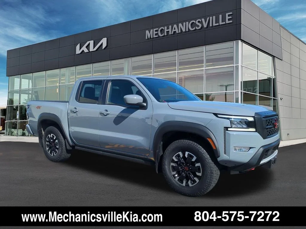 2024 Nissan Frontier PRO-4X Crew Cab 4X4's photo