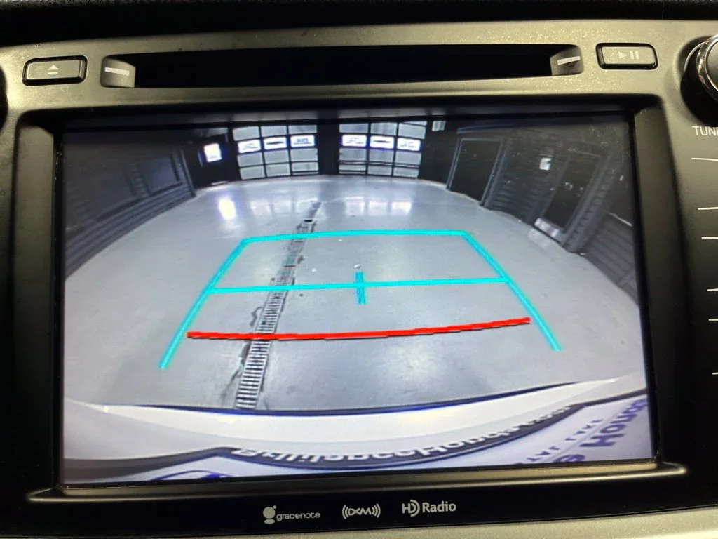 Used 2018 Blizzard Pearl Toyota LE Plus image 22