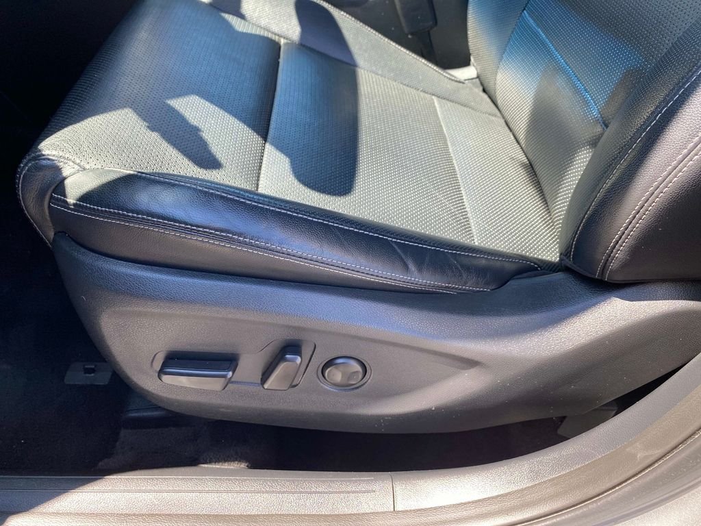 Used 2022 Blue Kia LX image 26