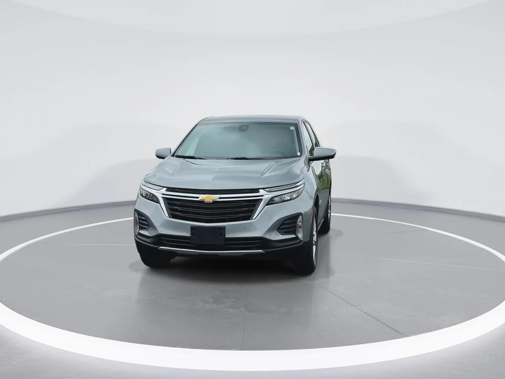 Used 2024 Gray Chevrolet LT image 3