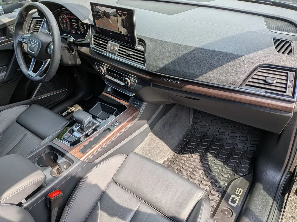 Used 2023 Black Audi 45 S line Premium image 36