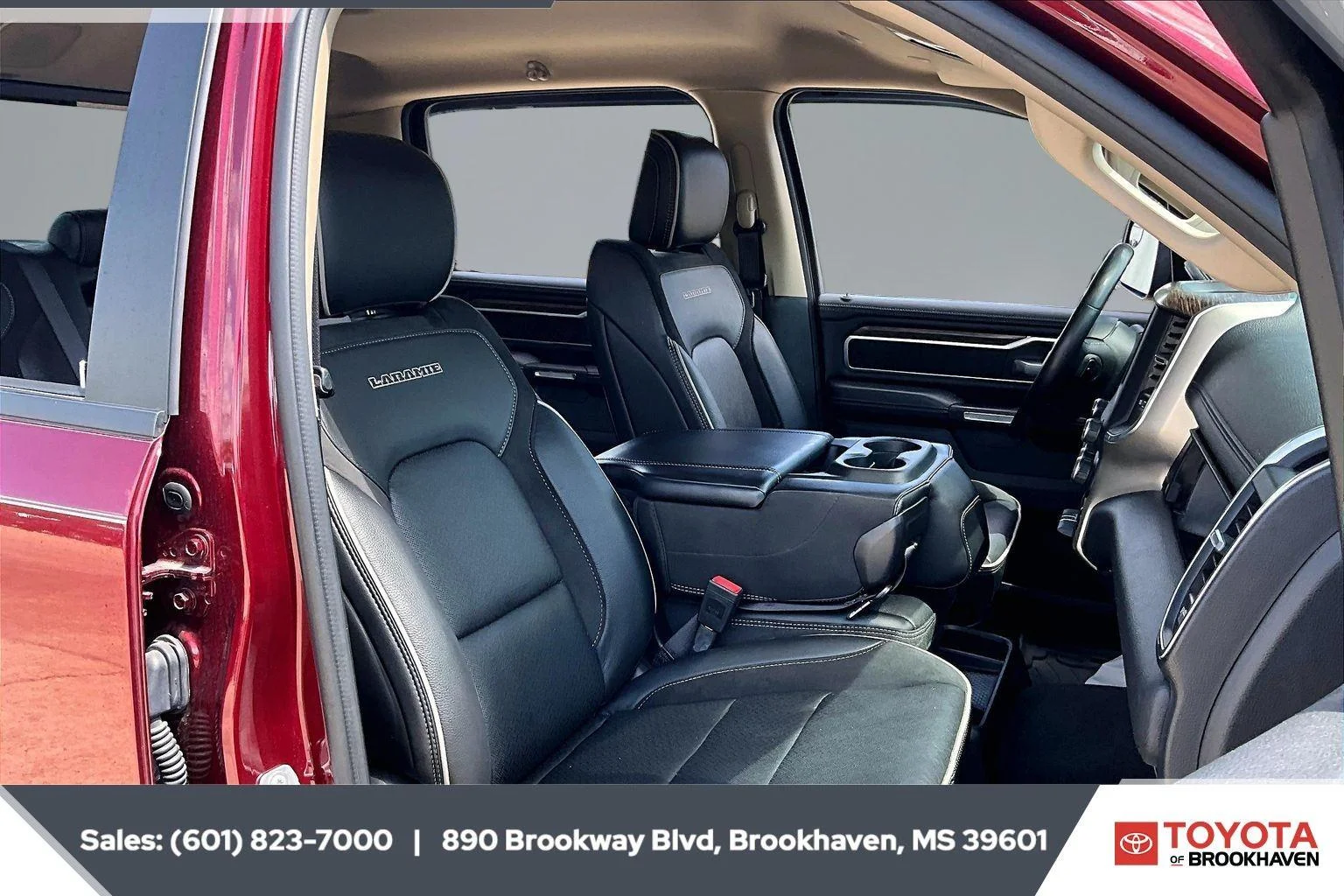 Used 2020 Delmonico Red Pearlcoat Ram Laramie image 6