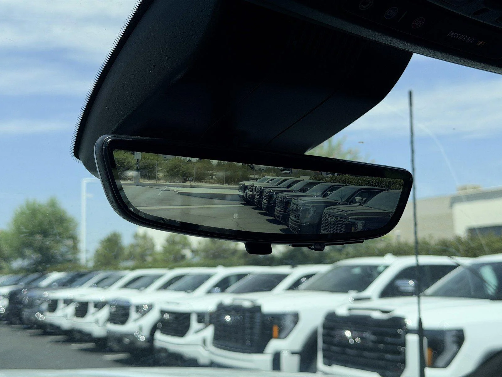 New 2026 Glacier White Tricoat GMC Denali Ultimate image 21