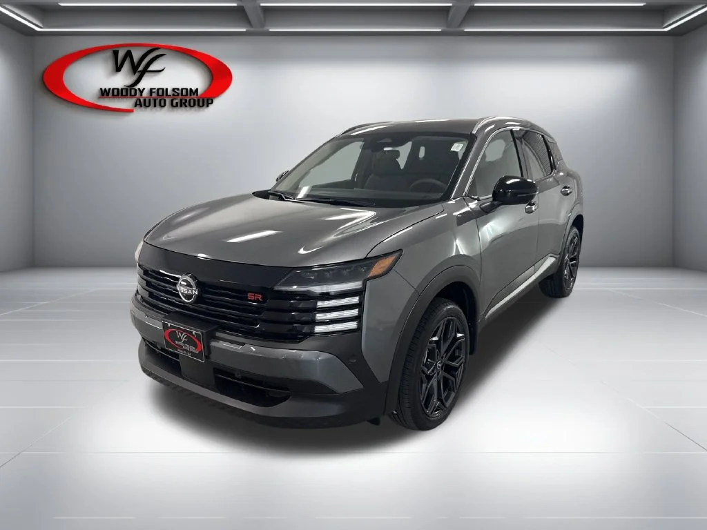 New 2026 Gray Nissan SR image 3