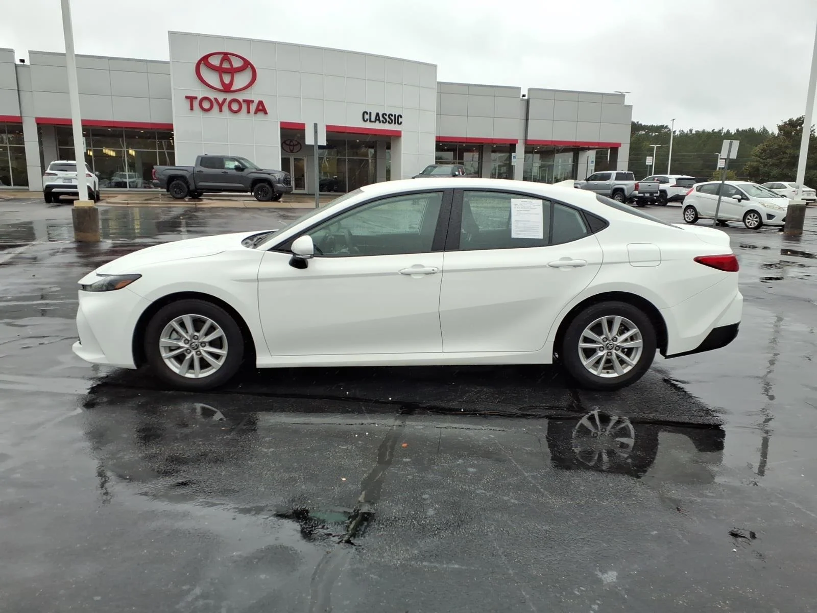 Used 2025  Toyota LE image 3