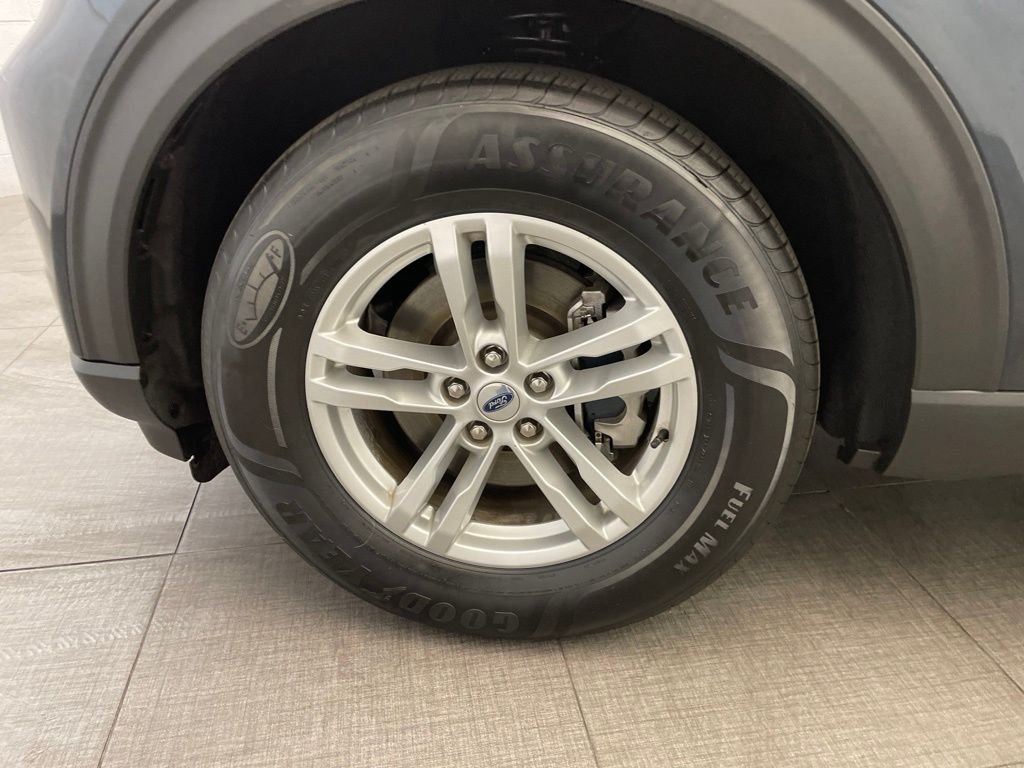 Used 2023 Blue Ford XLT image 8