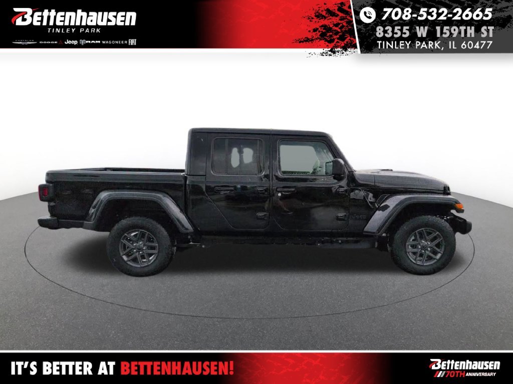 New 2026 Black Clear-Coat Exterior Paint Jeep Sport S image 4