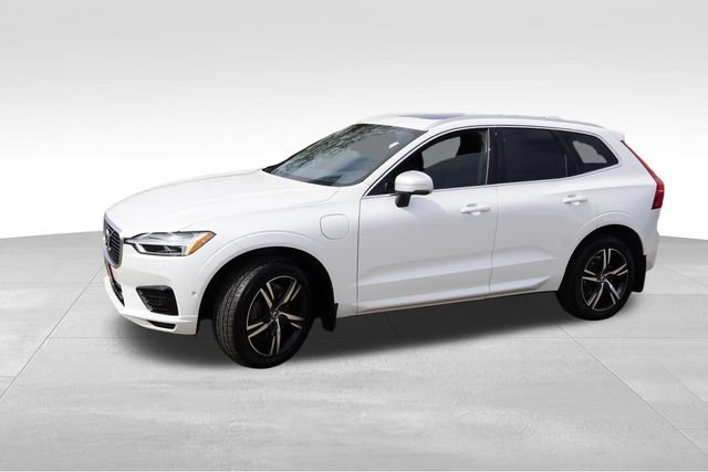 Certified Used 2018 White Volvo T8 R-Design image 10