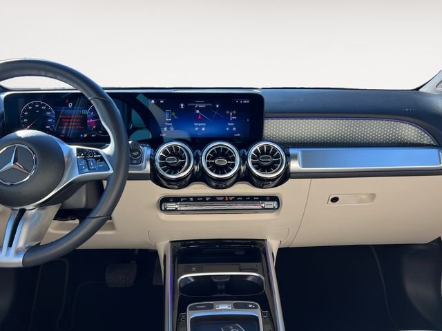 2025 Mercedes-Benz GLB Base - Photo 11