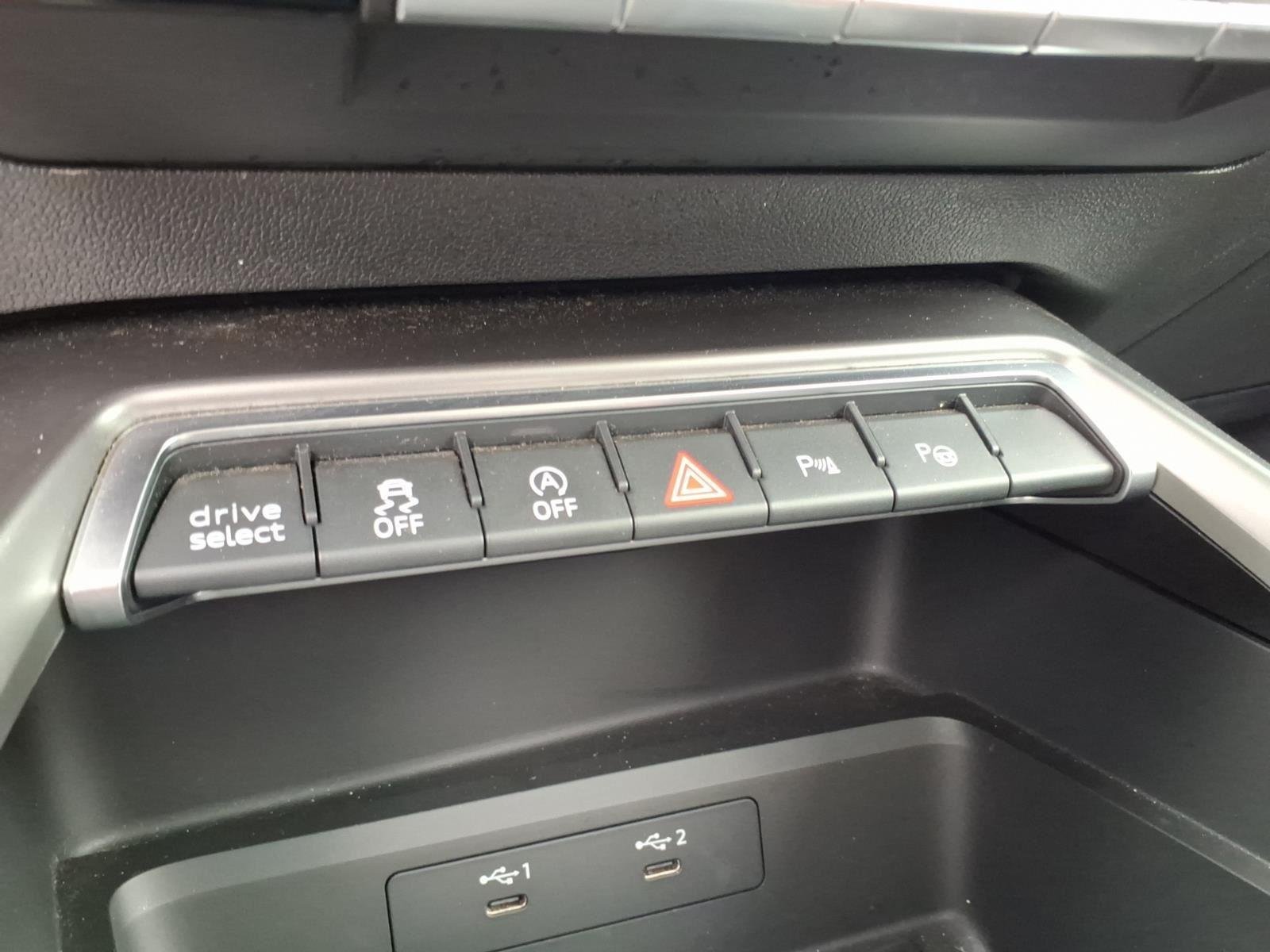 Used 2024  Audi Premium image 7