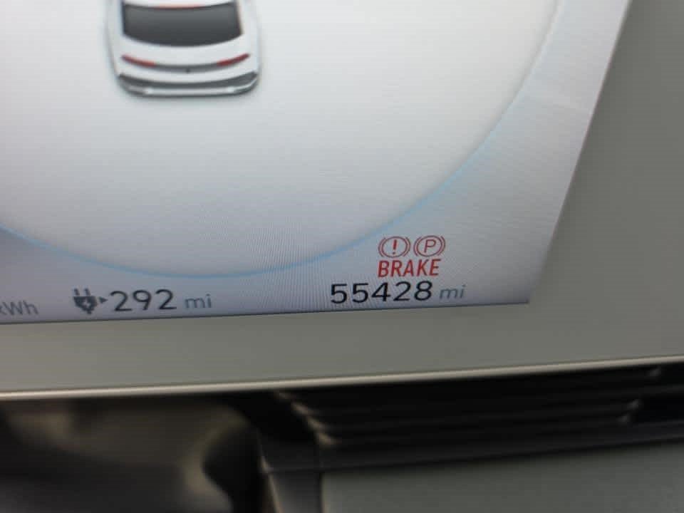 Certified Used 2023 Shooting Star (Matte Gray) Hyundai SEL image 5