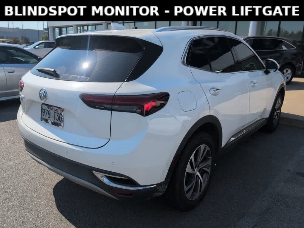 Used 2021 Summit White Buick Essence image 4