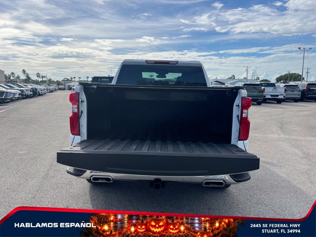 Certified Used 2025 Summit White Chevrolet LTZ image 16