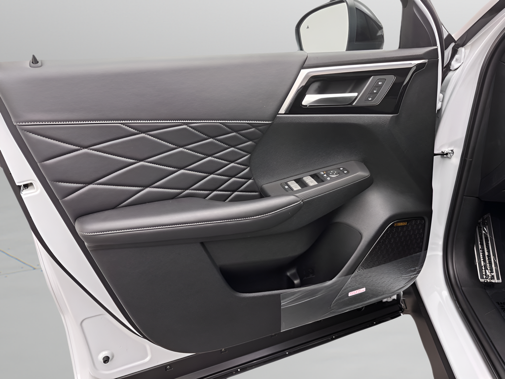New 2026  Mitsubishi Black Edition image 36