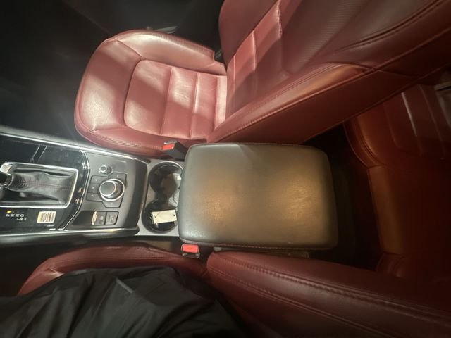 Used 2021 Polymetal Gray Metallic Mazda Carbon Edition Turbo image 28