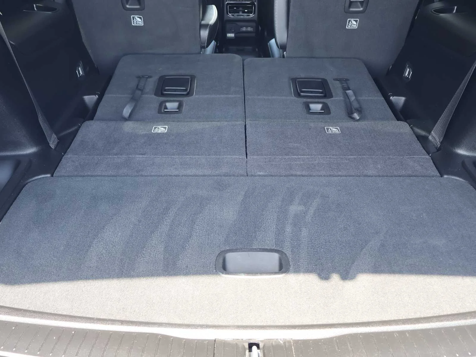 Used 2023 Bright White Clearcoat Jeep Limited image 26