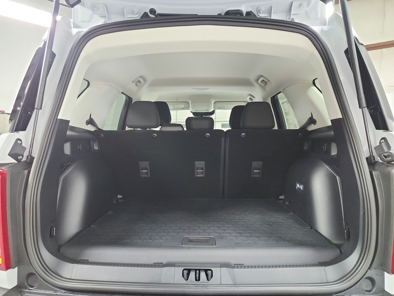 New 2026 Oxford White Ford Big Bend® image 44